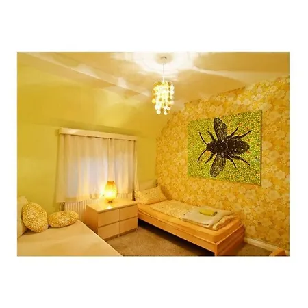 A 73 Comfortable Holiday home *